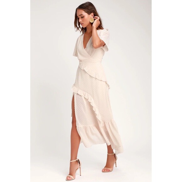 Lulu's‎ Next to You Cream Swiss Dot Ruffled Midi Dress Women's Size Small NWT - Picture 1 of 5